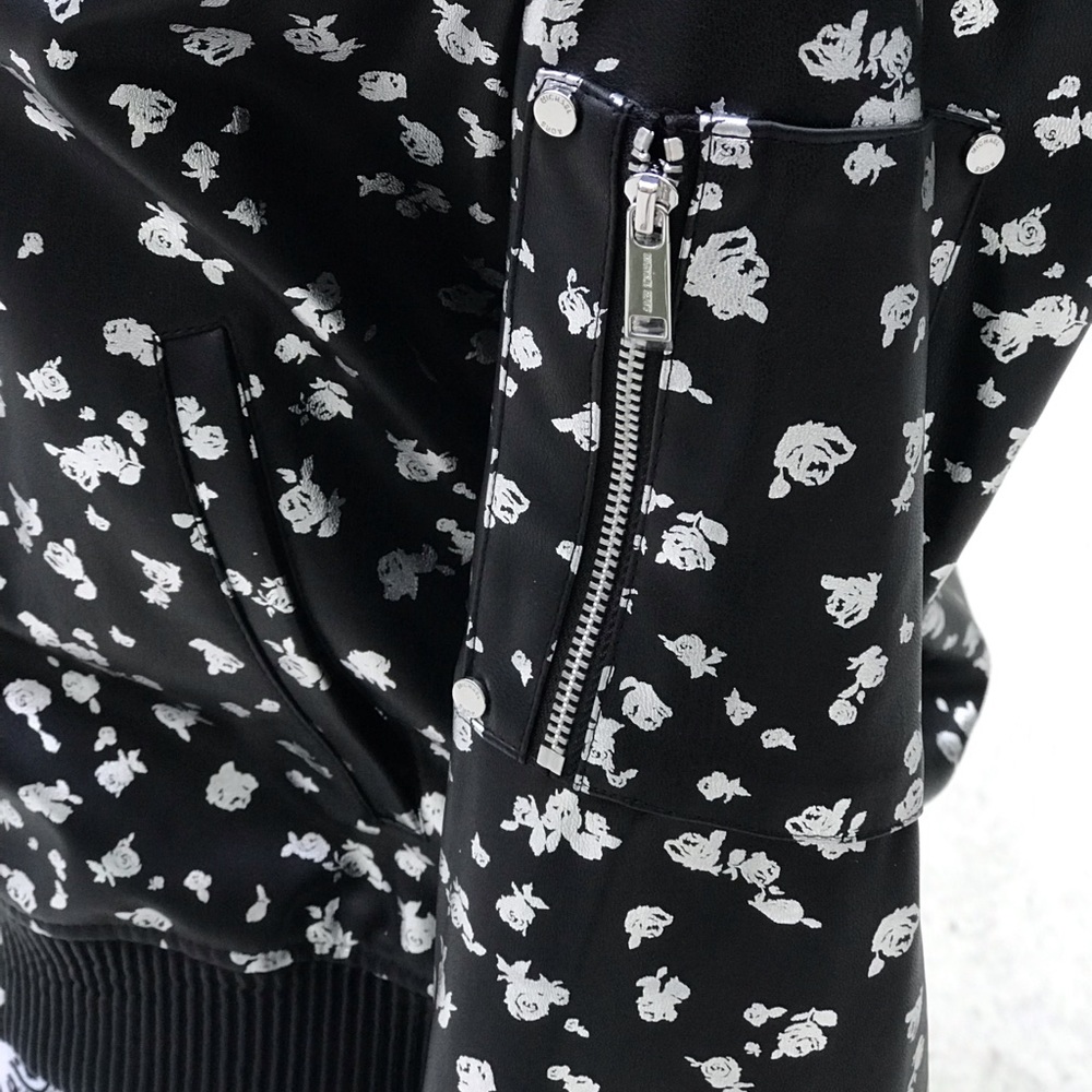 Michael Kors Jacket Black Silver Flowers Roses 🌹Zip Women's Size XS S - Picture 7 of 9